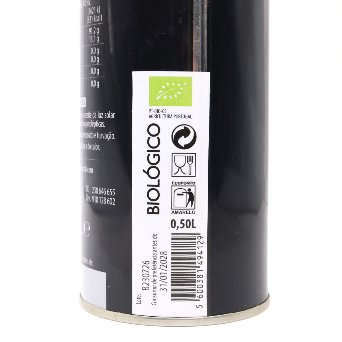 Close-up of a black cylindrical canister with a white label reading 'Biológico' and '0,50L', showing organic certification logos and barcode details on a white background.